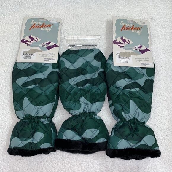 Mitten Ice Scraper.Armed & Ready - Picture 3 of 7